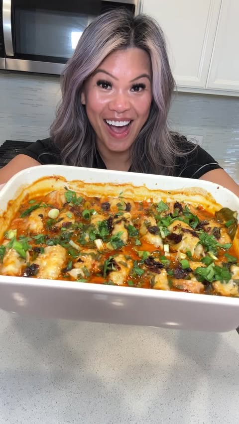 Instagram post by @kimmyc0le for WeightWatchers. Caption reads: [...] fits perfectly into the revamped....