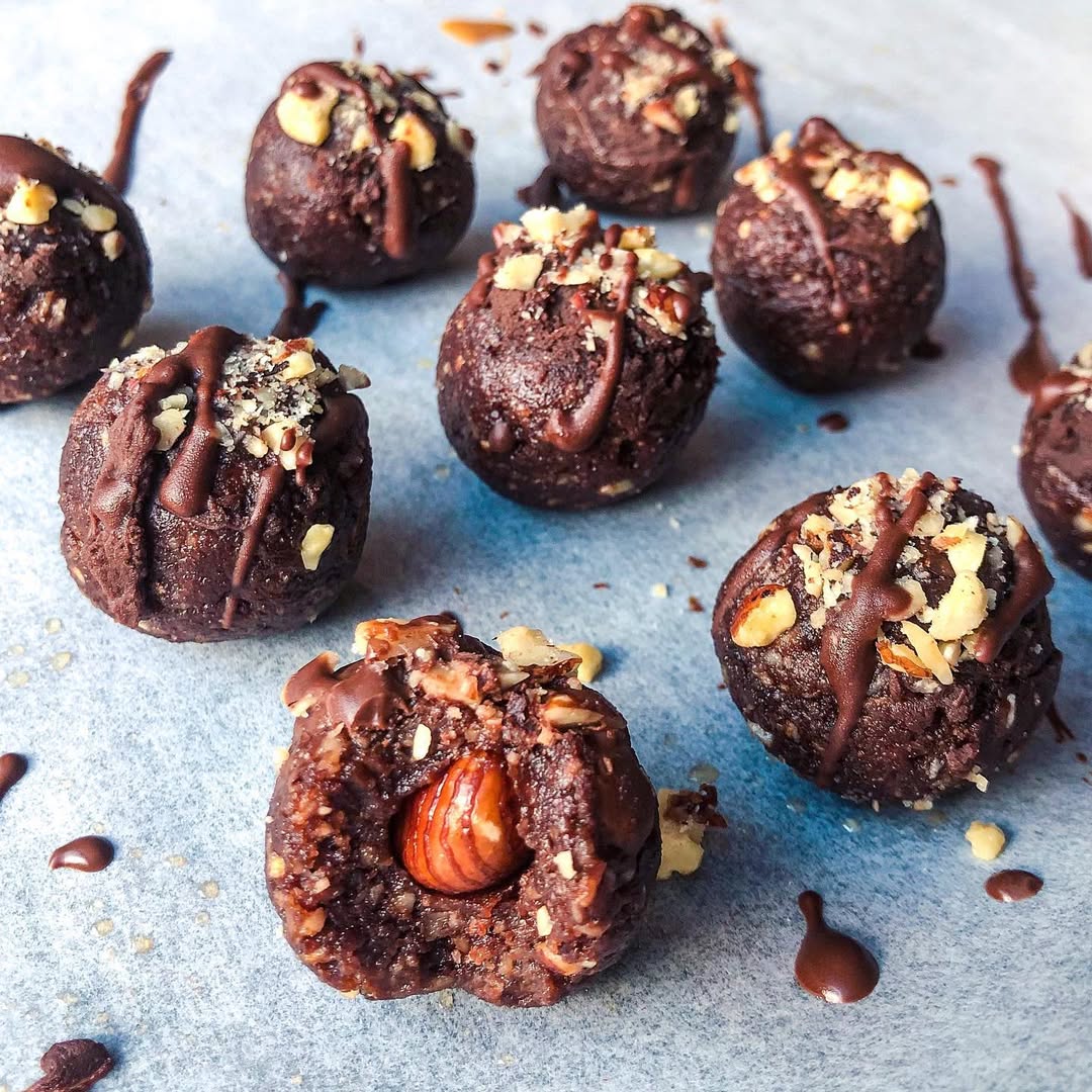 Instagram post by @wakeupandkale for Organic Traditions. Caption reads: [...] 1c pitted medjool dates 1/4c....