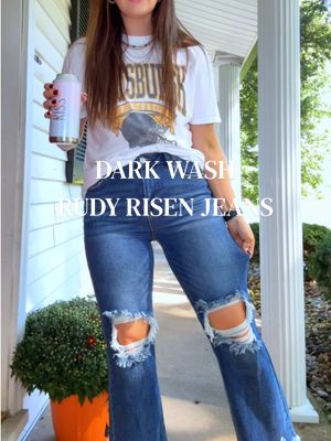 TikTok post by @risskiss121 for Wild Oak Boutique. Caption reads: [...] #fallstyle #midsizefashion @Wild Oak....