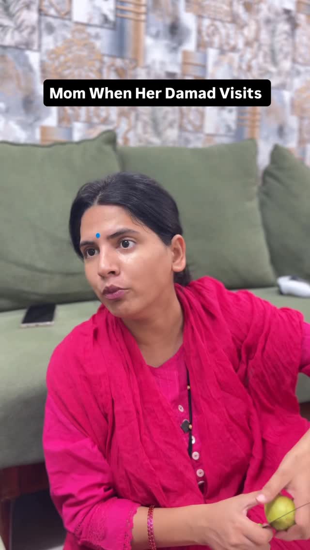 Instagram post by @realkajalchauhann for Airtel Payments Bank. Caption reads: #AD Paise to lene padenge damad ji 🌚

#Airtel....