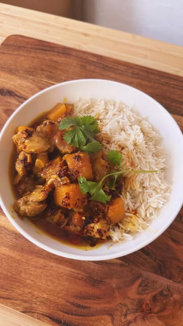 Instagram post by @brendan_pang for Dan Murphy's. Caption reads: CREAMY COCONUT CHICKEN & PUMPKIN CURRY....