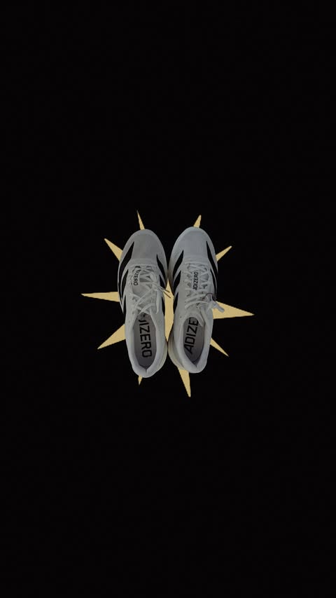 Instagram post by @julianfriede for adidas. Caption reads: [...] estrenar guayoss adizero EVO SL @adidasco....