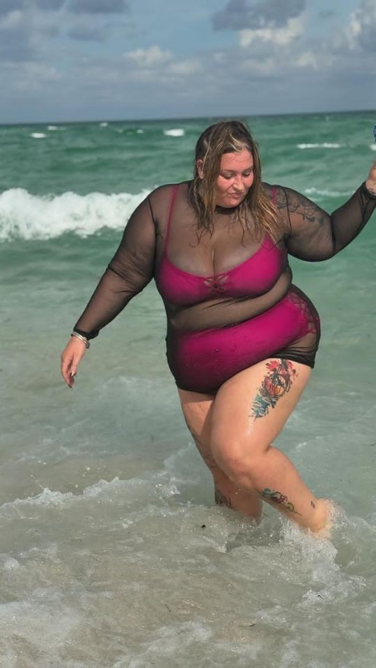 Instagram post by @suggamonkey for REBDOLLS. Caption reads: Almost back to 100% almost.....The ocean helps!....