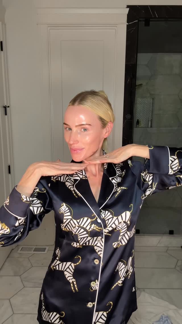 Instagram post by @sarajanewarner for Blissy. Caption reads: The best feeling is taking off my morning shed!....