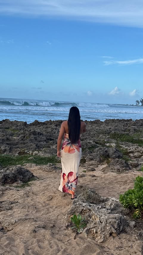 Instagram post by @meerae.moves for Insta360. Caption reads: Sunday reset shot on my @insta360 Go Ultra....