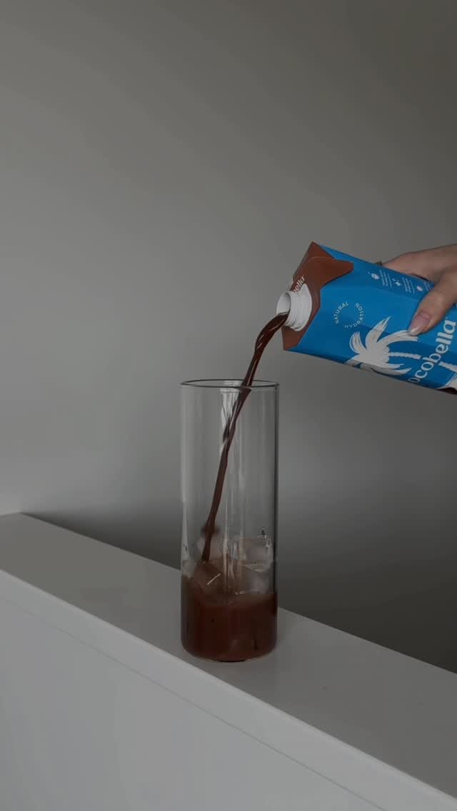 Instagram post by @kobeoram for Cocobella. Caption reads: [...] to have my iced coconut mocha back in my....