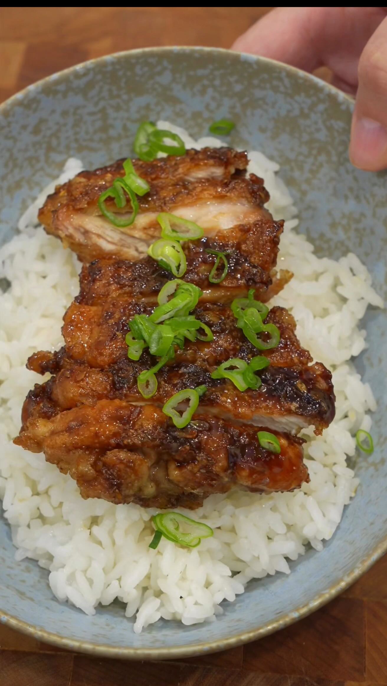 Instagram post by @leahscohen for Kikkoman USA. Caption reads: Had to include my mom’s soy garlic chicken for....