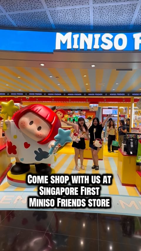 Instagram post by @pinkiekittyloves for 3 Dogs Media. Caption reads: POV: I went to MINISO Friends VivoCity and....