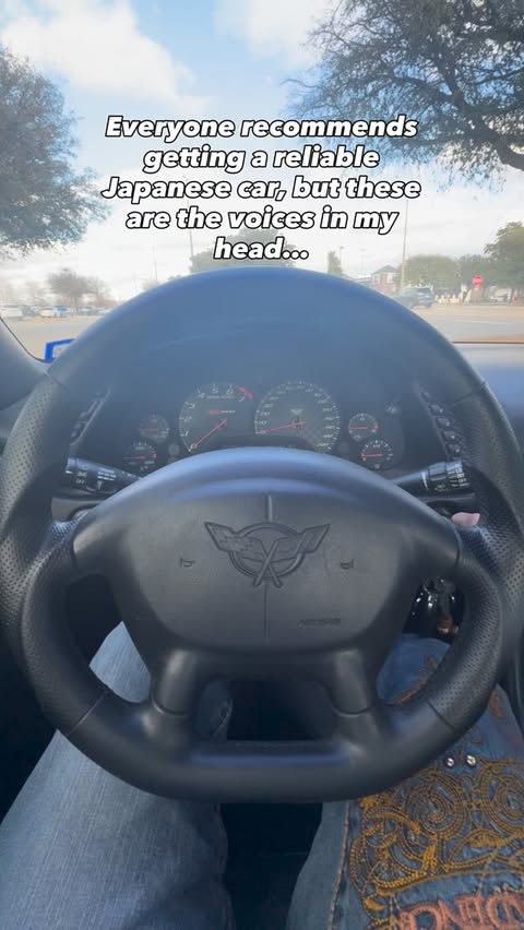 Instagram post by @slowc5z for Extreme Online Store. Caption reads: [...] @ritchieperformance @extremeonlinestore -....