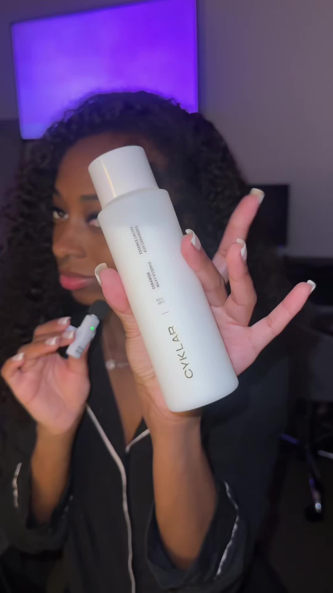 TikTok post by @gabbstheqt for CYKLAR. Caption reads: [...] this product is everything 😩 #fy @CYKLAR.