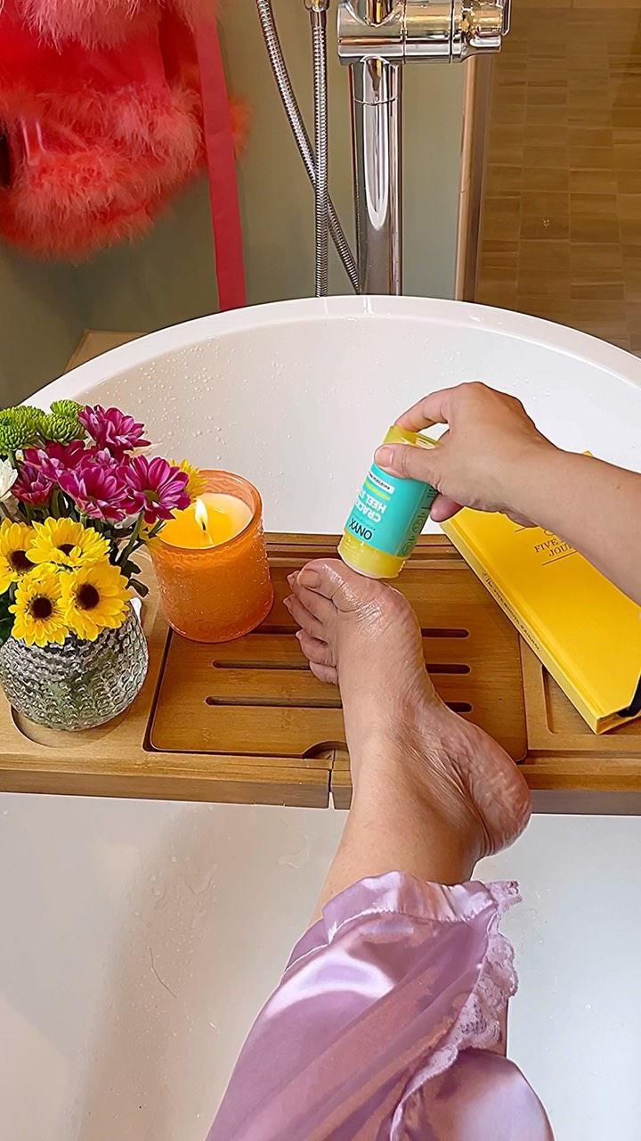 Instagram post by @sunitabdass for Onyx Brands. Caption reads: [...] feet! No worries, though; as usual....