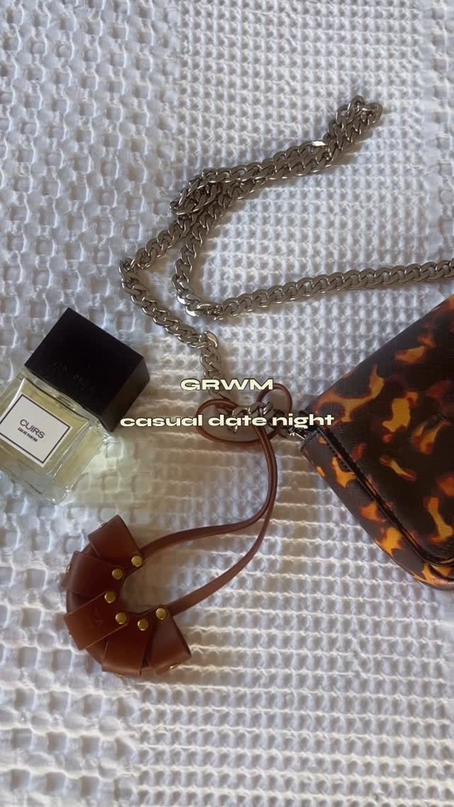 Instagram post by @gracie_ireland for Carner Barcelona. Caption reads: [...] me for a wiiiine 🤎 in CUIRS by....