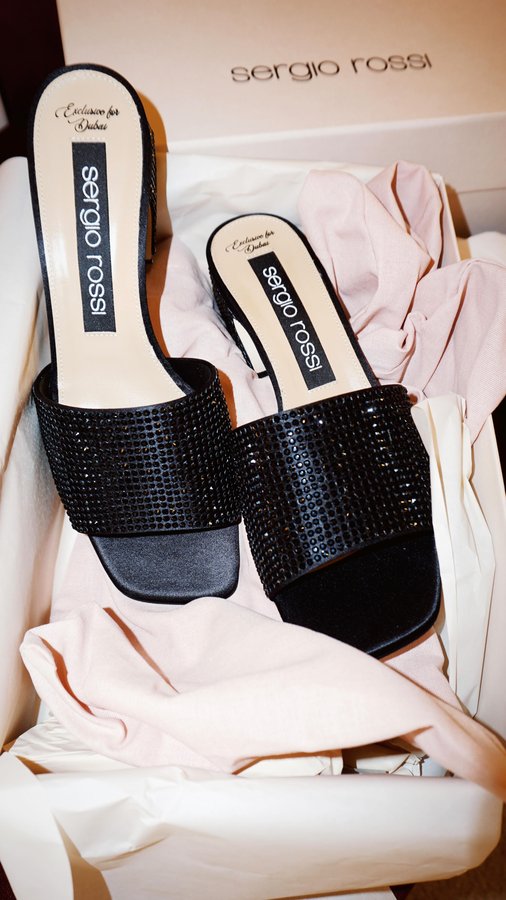 Instagram post by @tamaraah for Sergio Rossi. Caption reads: Step into timeless elegance with @sergiorossi this....