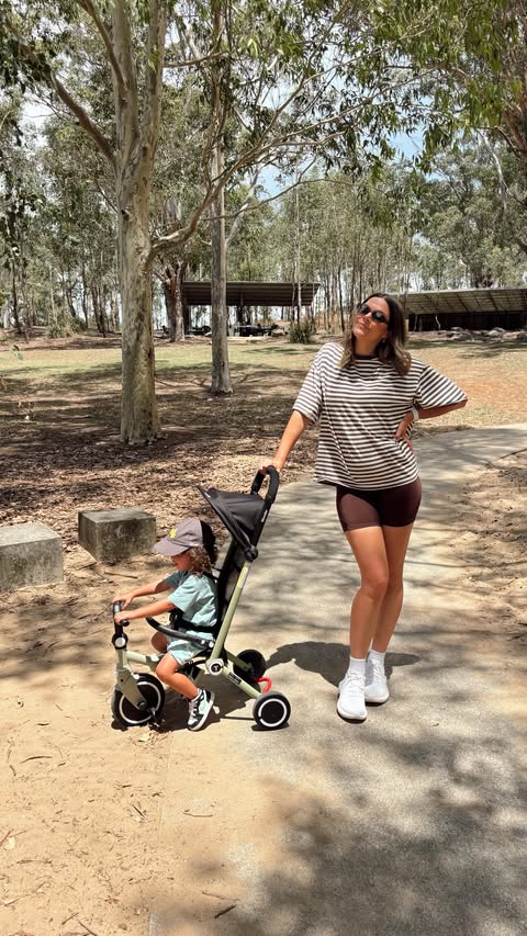 Instagram post by @_kateellen_ for smarTrike. Caption reads: Loving our new smarTrike Wonder from @smartrikeaus....