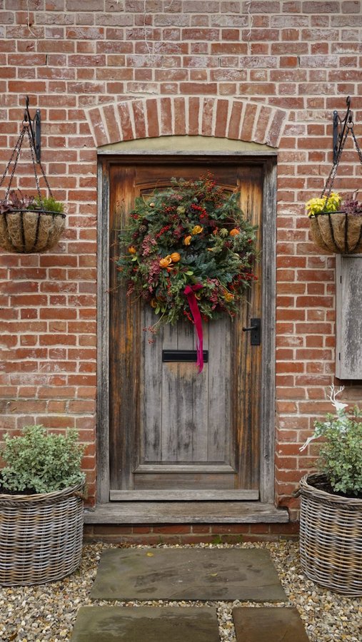 Instagram post by @mrsjessdaines for ACANA Petfoods. Caption reads: Ad I really love this time of year particularly....