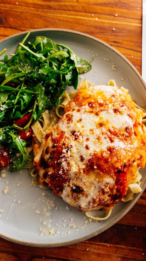 Instagram post by @potatoislike for Blue Apron. Caption reads: [...] fettuccine and arugula salad from @blueapron....