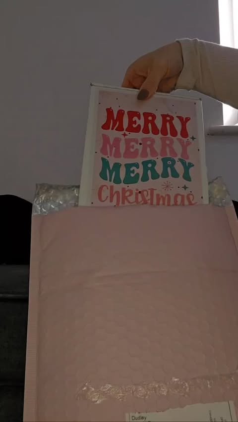 Instagram post by @lifewithlauren5 for MailBakes. Caption reads: AD/GIFTED 𝙼𝚊𝚒𝚕𝚋𝚊𝚔𝚎𝚜 𝚞𝚔

The perfect....