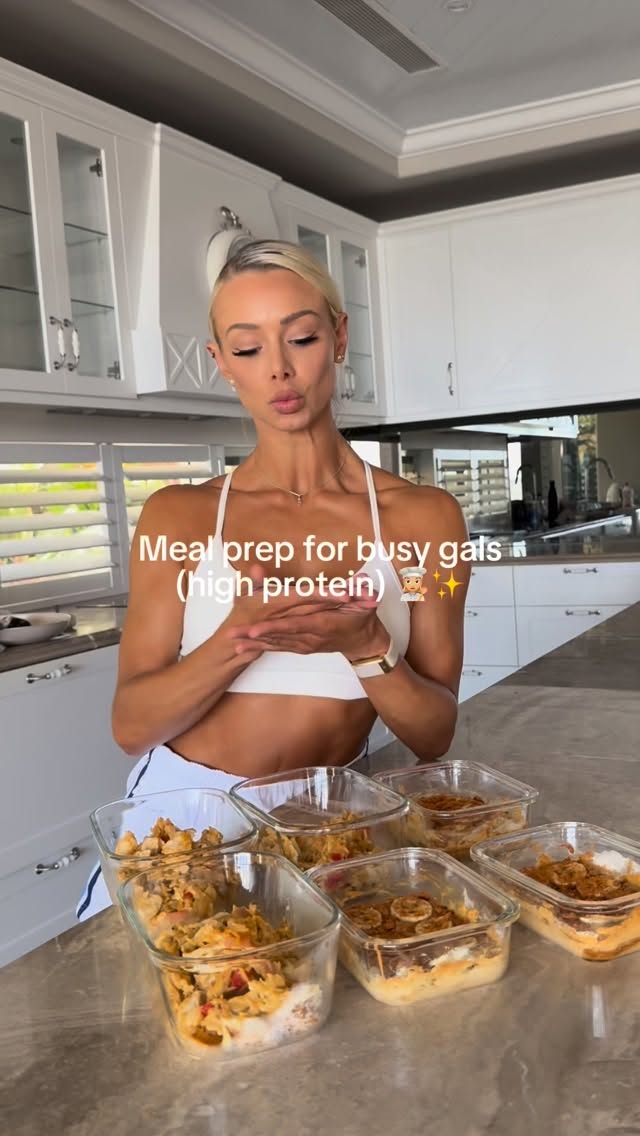 Instagram post by @laurensimpson for Naked Harvest Supplements. Caption reads: High protein meal prep breakfast & lunch!....