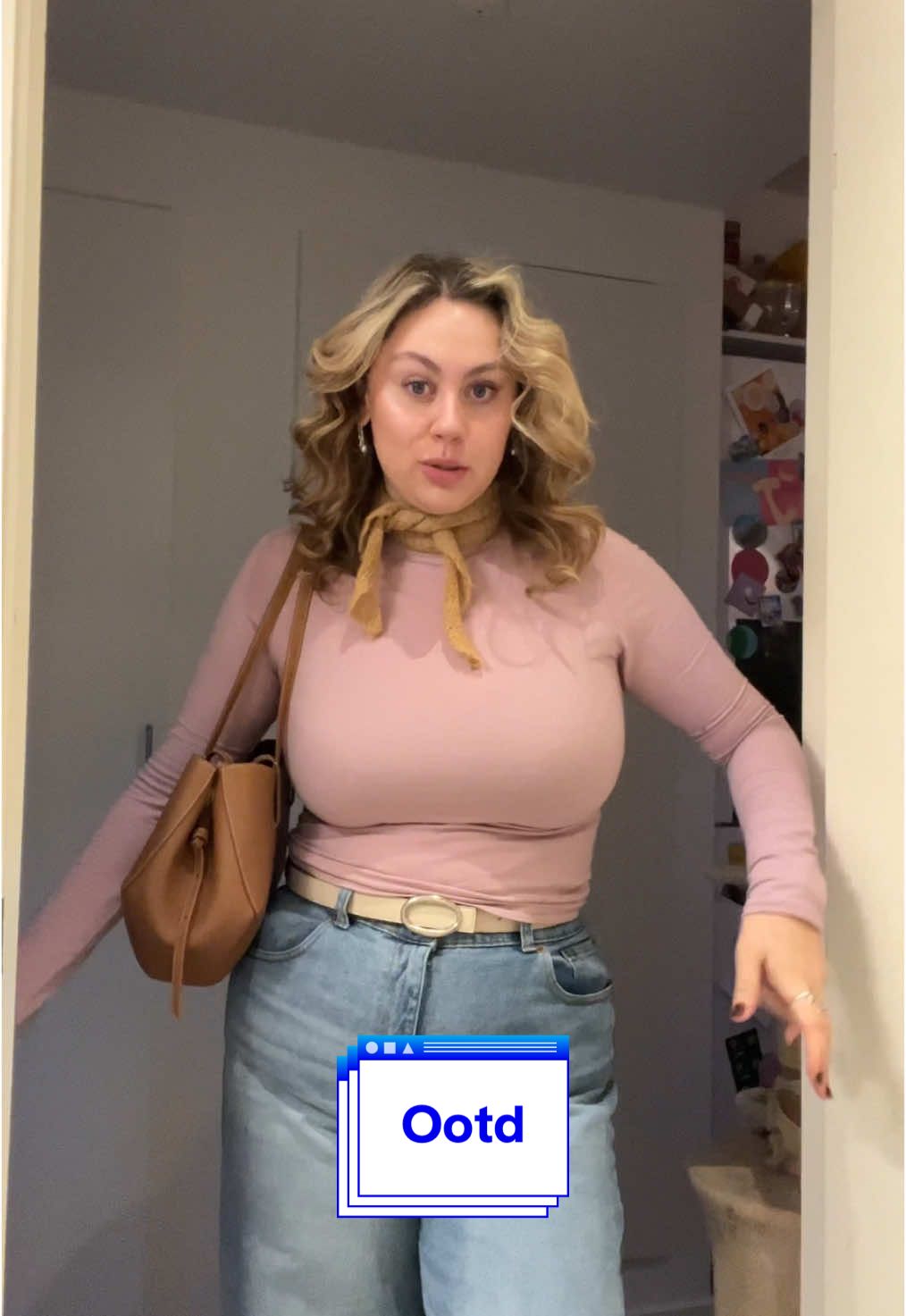 TikTok post by @natashahoeyer for Ellos. Caption reads: [...] Hvad synes i om outfittet?🩷 @ellos @SKIMS....