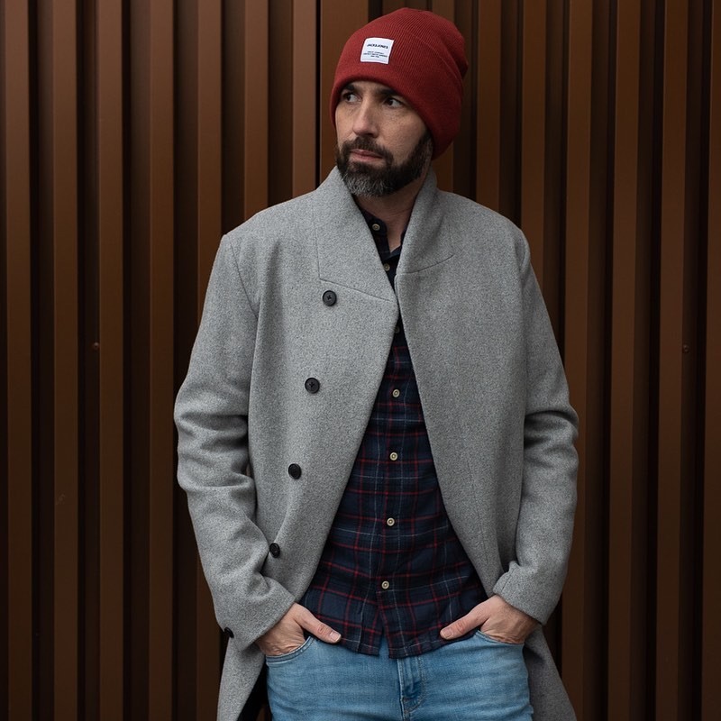 Instagram post by @hannes_tan for MODELWERK. Caption reads: There always a lot of new challenges but stay....