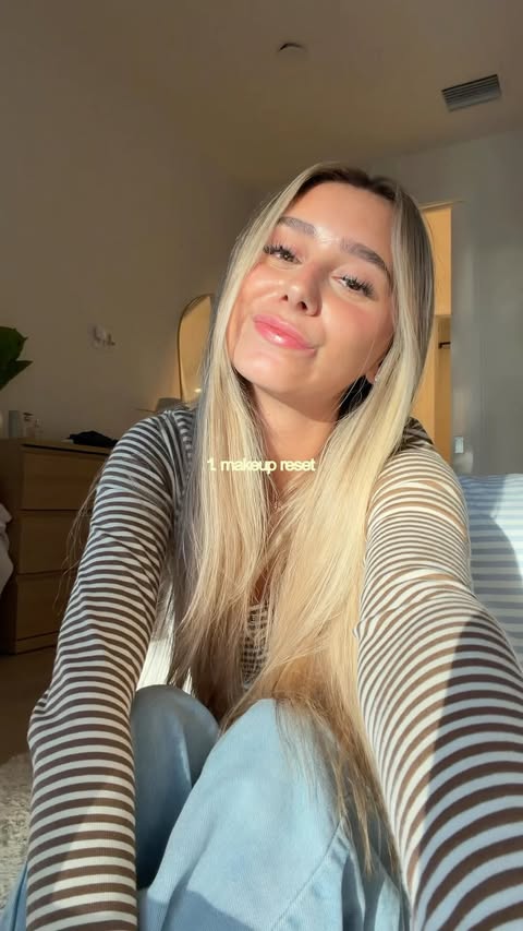 Instagram post by @_emilypaulichi for Ulta Beauty. Caption reads: [...] so exciteddd🍂🧺 part 2?? @clarinsusa....