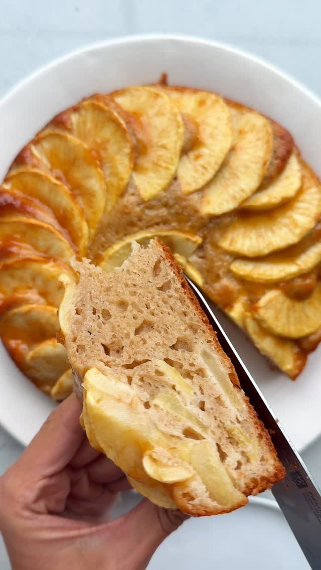 Instagram post by @feelgoodfoodie for Stonyfield Organic. Caption reads: #ad Turn your apples from apple picking into an....