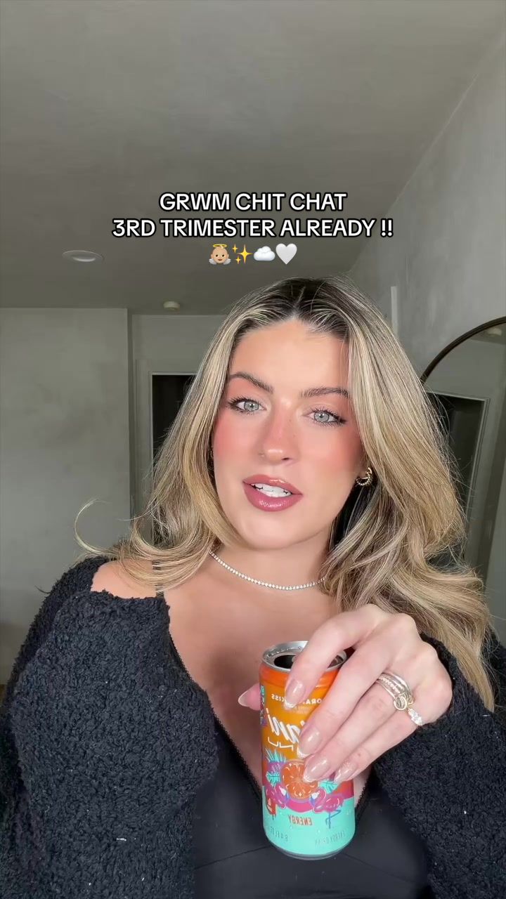 TikTok post by @whitneyysimmons for Kylie Cosmetics. Caption reads: CHIT CHAT GRWM for the gym 🫶🏼✨☁️✨ we were long....