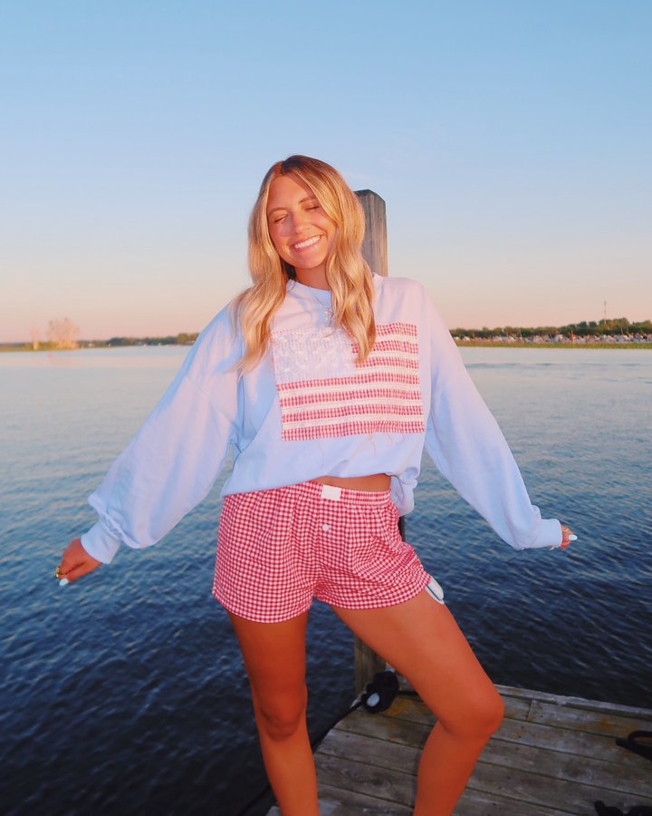 Instagram post by @lyss.kostrzewa for Altar'd State. Caption reads: A coastal 4th🇺🇸⭐️🍓🫐💌

@altardstate....