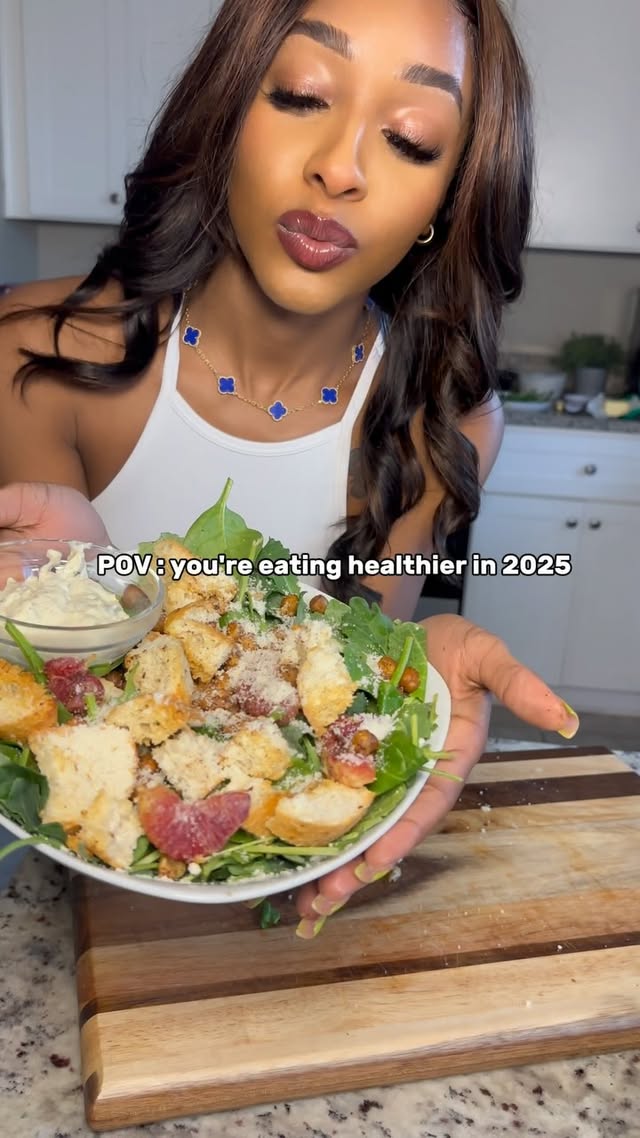 Instagram post by @niyla.r for Purple Carrot. Caption reads: [...] easier in 2025! 🥗💜

  Thanks to....