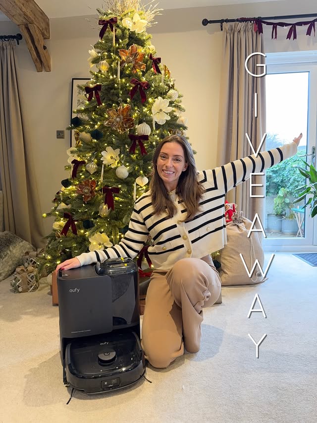 Instagram post by @housetohomeatlast for Eufy. Caption reads: 🎄 The Merry & Bright Giveaway 🎄
I’m kicking off....