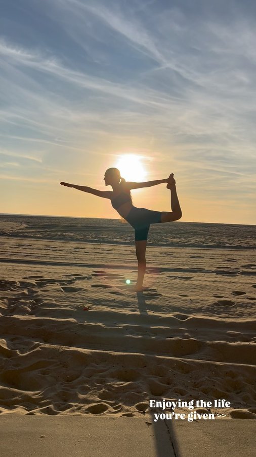 Instagram post by @alana_kern_ for Cotton On Body. Caption reads: Enjoying the beach at sunset is my favorite thing....