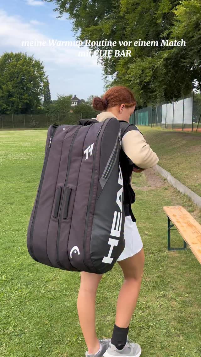 Instagram post by @tennis.de for CLIF BAR. Caption reads: #ad warm up with @clifbar.