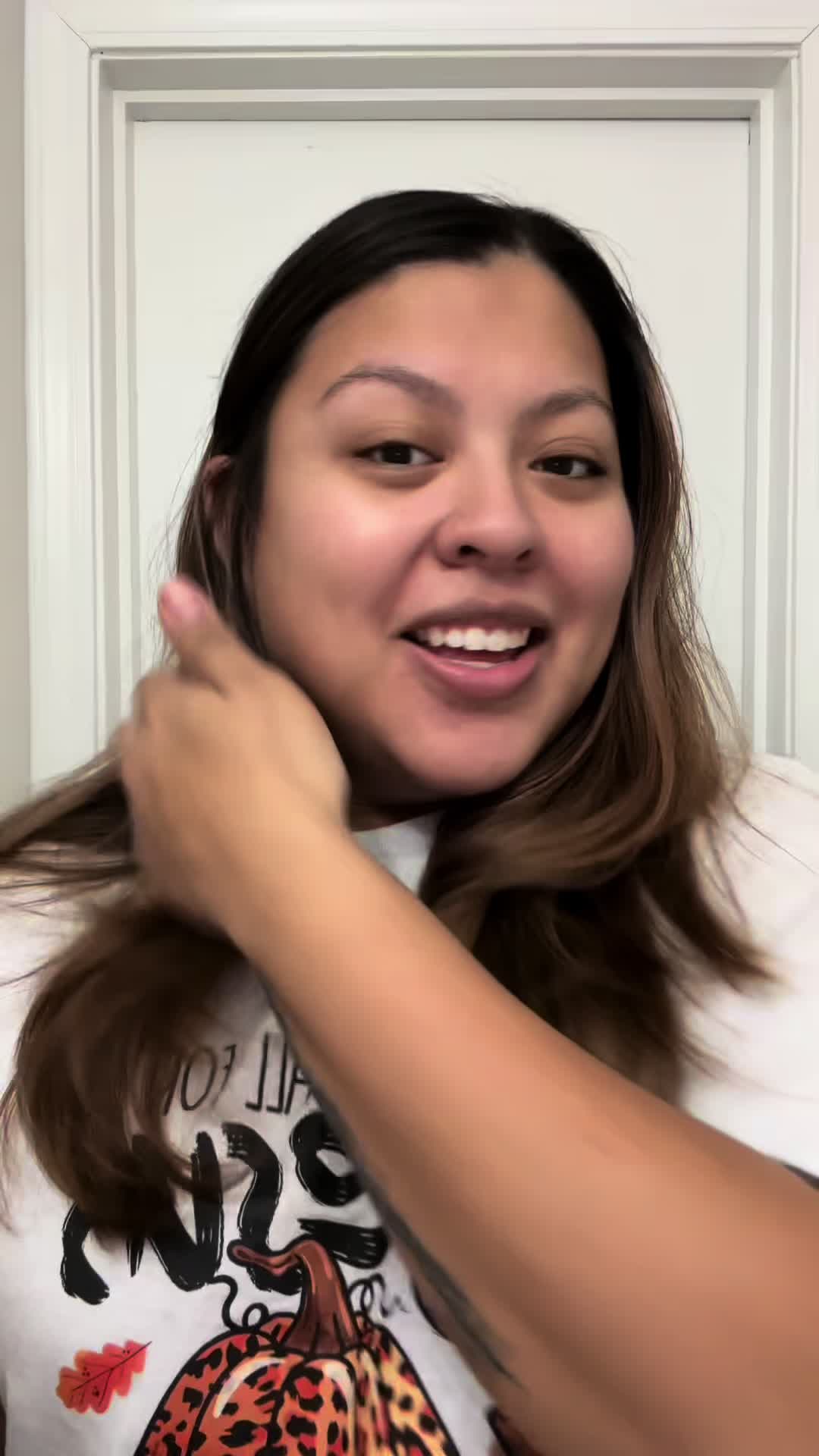 TikTok post by @rdgzjazz for AMAXY Beauty. Caption reads: @Yoatzi thanks girly pop for putting me on this....