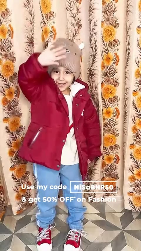 Instagram post by @momminbaby for Babyhug. Caption reads: [...] winter GRWM can look this cozy 🧣✨
Babyhug....