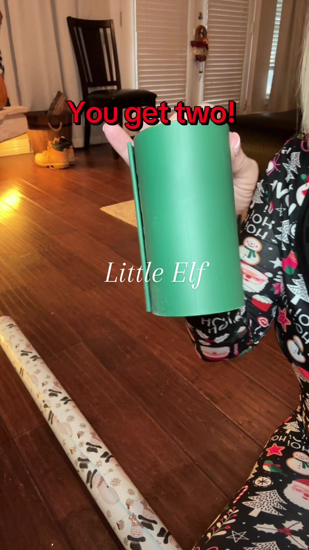 TikTok post by @yo_mama1220 for Little ELF Products. Caption reads: [...] #gifttok #tiktokshopholidayhaul @Little ELF....