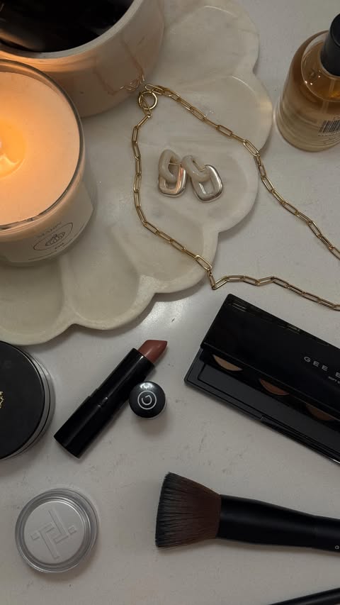 Instagram post by @mackenziejdempsey for Mejuri. Caption reads: [...] 
Dress @shop.afrm 
Necklace + earrings....