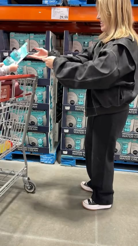 Instagram post by @meghanfmoore for RoC Skincare. Caption reads: Can’t wait to have beautiful hydrated skin like....