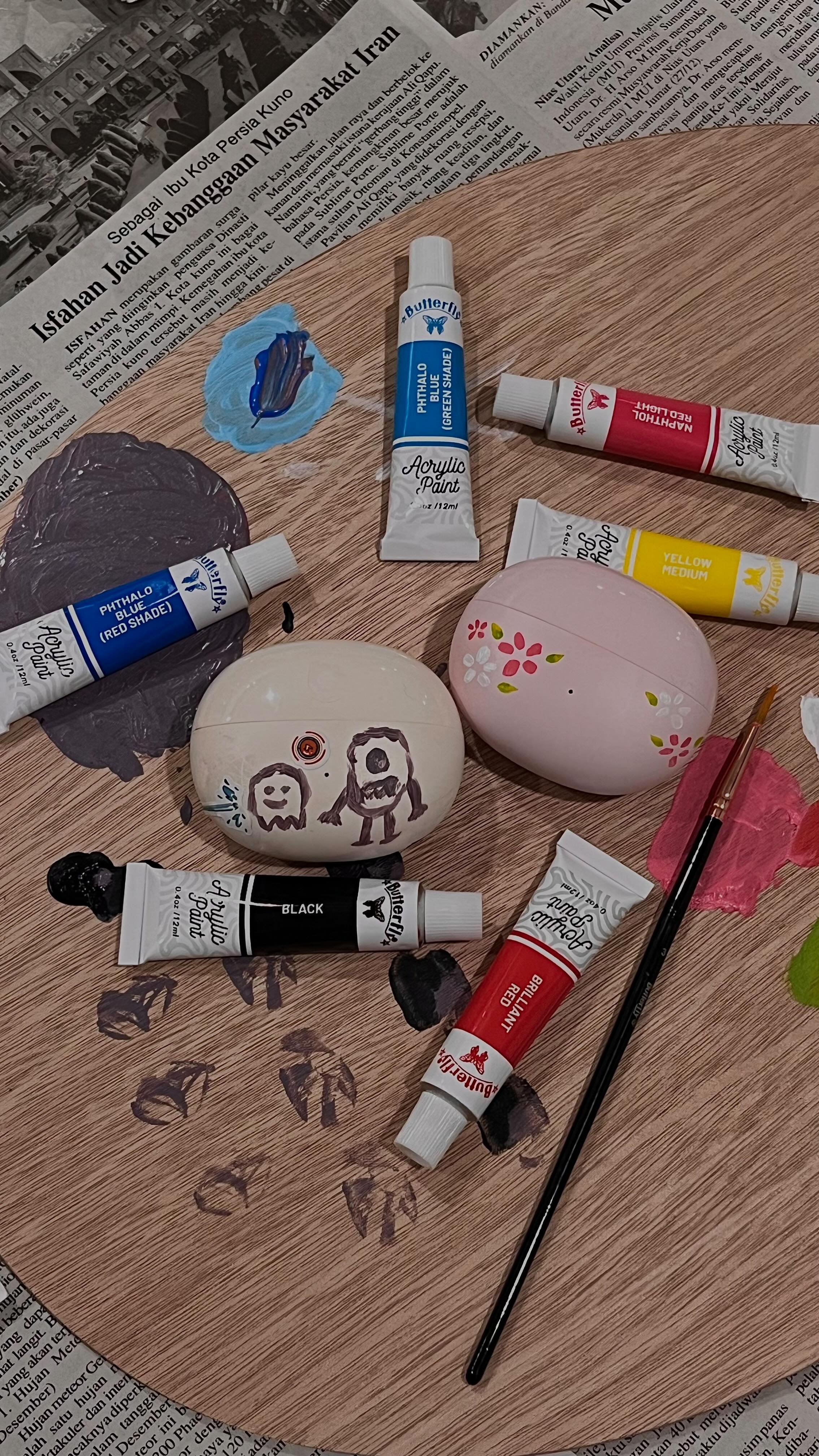 Instagram post by @maggieameliaa for Baseus. Caption reads: [...] walks, deeptalks, and music on repeat....