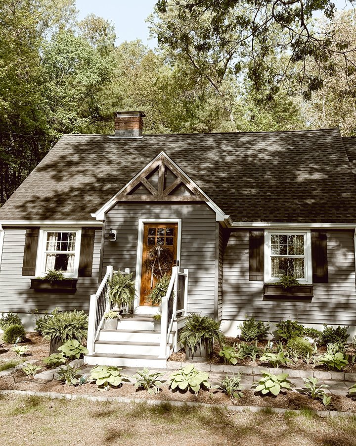 Instagram post by @our.cozy.little.home for Cottages & Bungalows Magazine. Caption reads: 🫶 SUNDAY STILLS 🫶

I love our cozy little home....