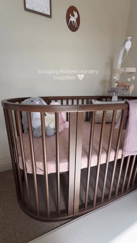 Instagram post by @kristin_mckenzie_vass for Stokke. Caption reads: [...] coming together in the nicest way 💕....