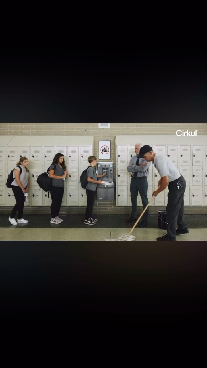 Instagram post by @alex.soto.model for Cirkul. Caption reads: [...] this commercial just released for....