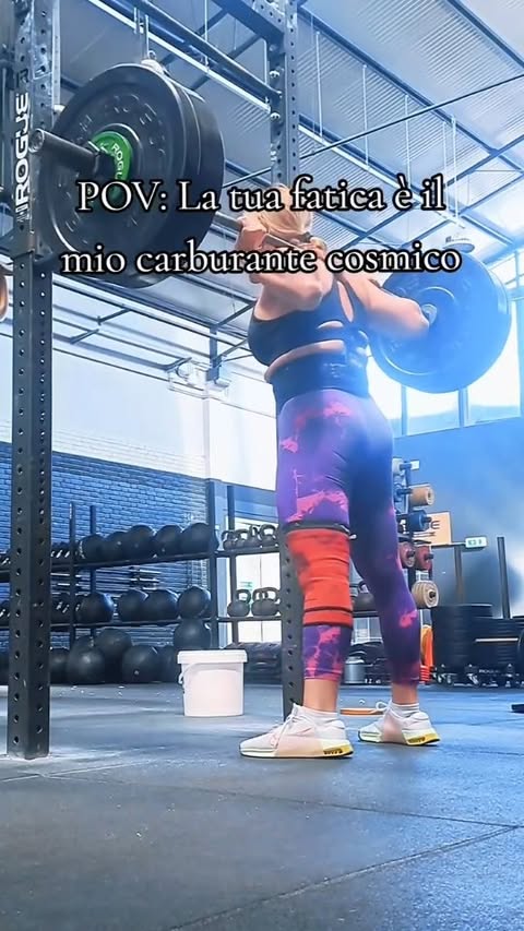 Instagram post by @alionalifestyle for Shein. Caption reads: [...] #adv Scarica l’app di SHEIN e scopri gli....