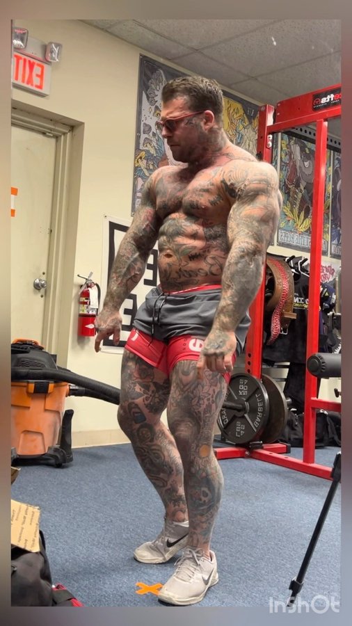 Instagram post by @grumpybearrogers for Zone Smelling Salts. Caption reads: [...] @serioussteelfitness “papabear”....