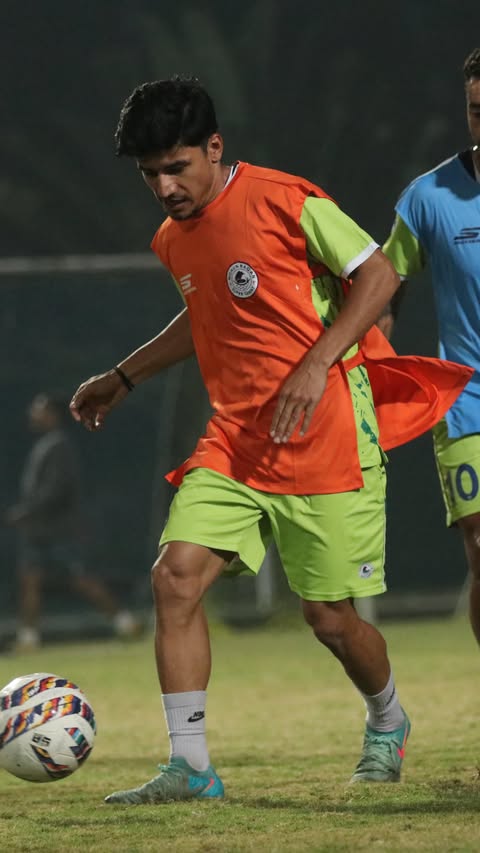 Instagram post by @thapa.42 for Optimum Nutrition. Caption reads: They say consistency is key, but recovery + power....