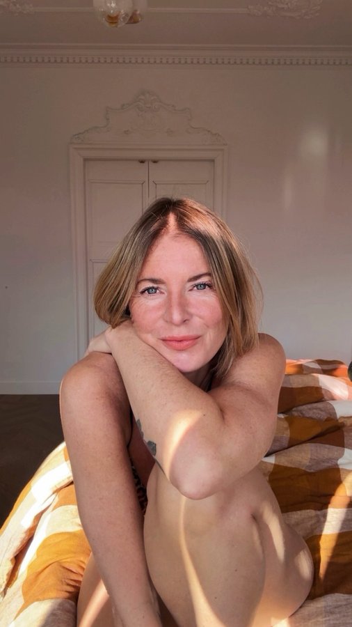 Instagram post by @and.bloom for Understatement. Caption reads: My name is Denise, and this is my understory.

I....