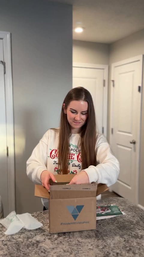 Instagram post by @quintupletmama for VistaPrint. Caption reads: [...] Holiday Cards and Wall Calendars at....