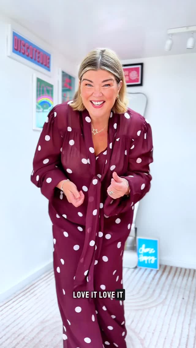 Instagram post by @rantsandbigpants for Needs No Label. Caption reads: Obviously, I’ve got a soft spot for one of these....