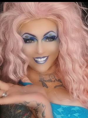 TikTok post by @t3mptress for Jeffree Star Cosmetics. Caption reads: [...] #blueblood #makeup @Jeffree Star Cosmetics....