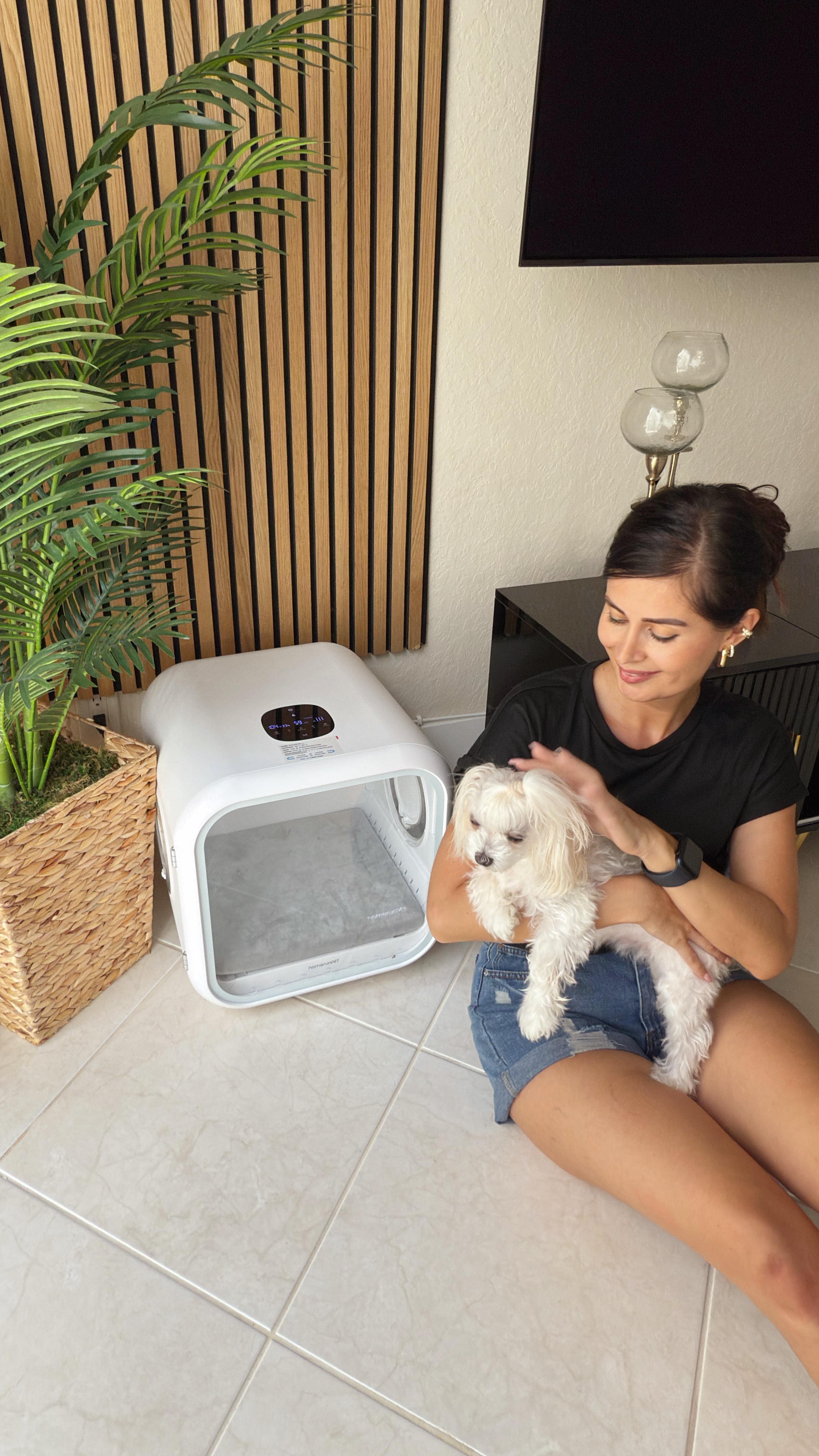 Instagram post by @velyanayurekli for HomeRunPet. Caption reads: Keeping my furry friend clean and cozy with the....