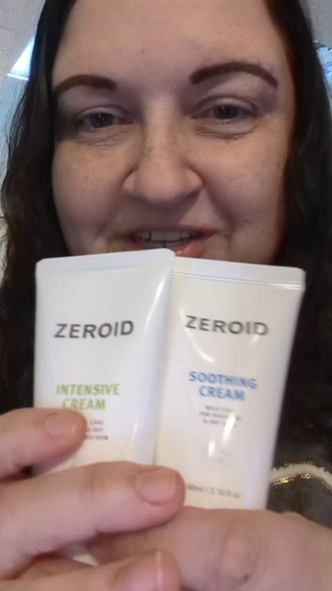 Instagram post by an influencer for IPC Creators. Caption reads: #GiftedbyZeroid I am partnering with Zeroid - The....